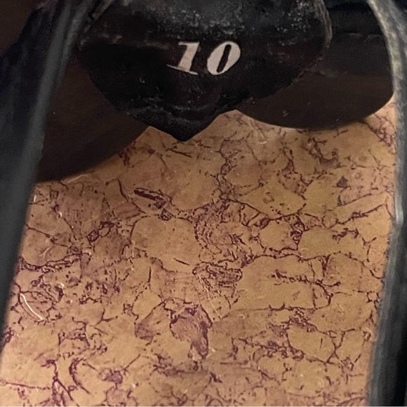 Kenneth Cole Reaction Black Wedge Embellished floral size 10 - Picture 13 of 13